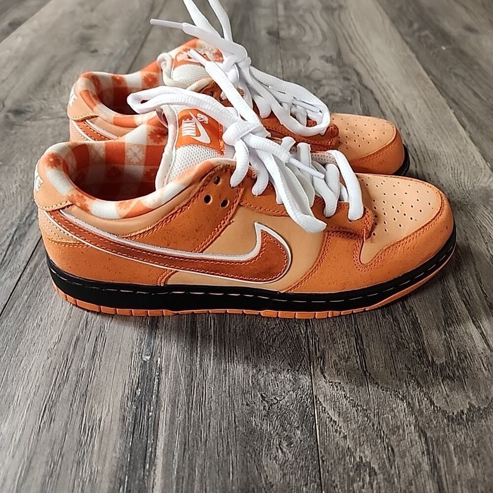 Nike SB Dunk Low "ORANGE LOBSTER" 2022 - Size 7 - fd8776 800 - Picture 2 of 8